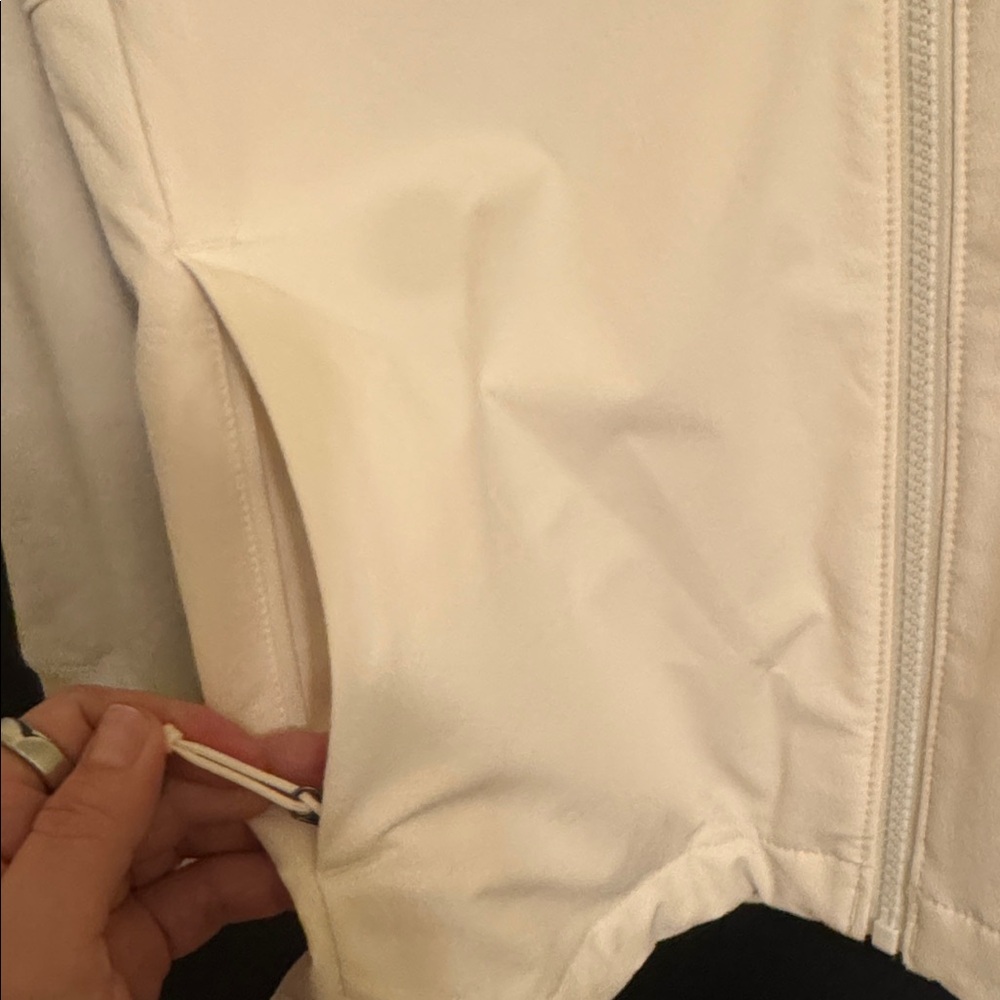 The North Face Women’s Shelbe Raschel Hoodie jacket - Picture 5 of 8